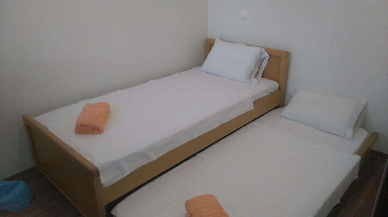 Maisonette Close To The Beach Никити Экстерьер фото